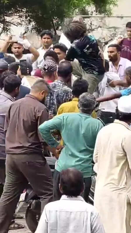 Shivranjini crash accused faces public anger in court