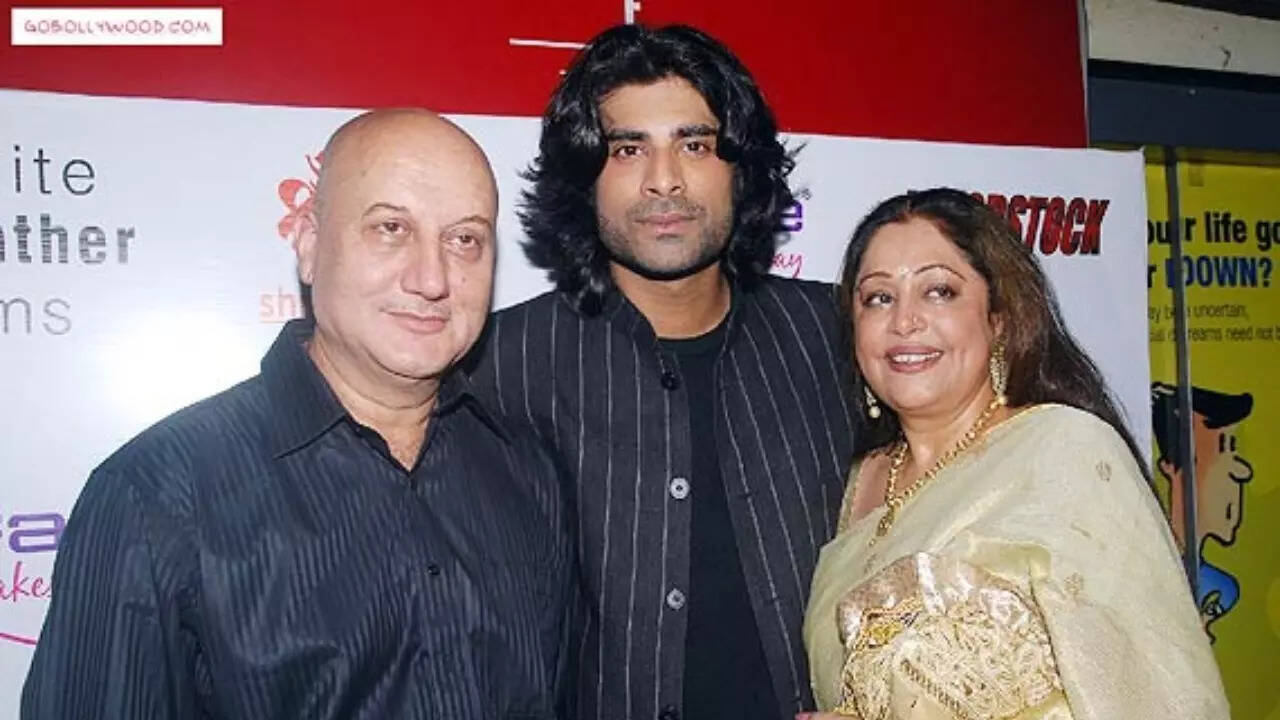 Kirron on Anupam, Sikandar's reaction to her Cancer diagnosis