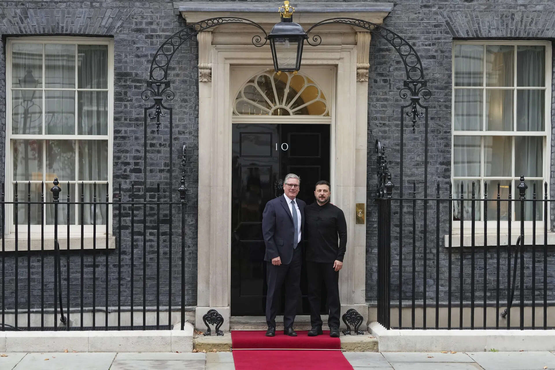 Ukraine-Russia conflict: Zelenskyy arrives in London, meets UK PM Starmer ahead of Trump-Putin's Alaska summit
