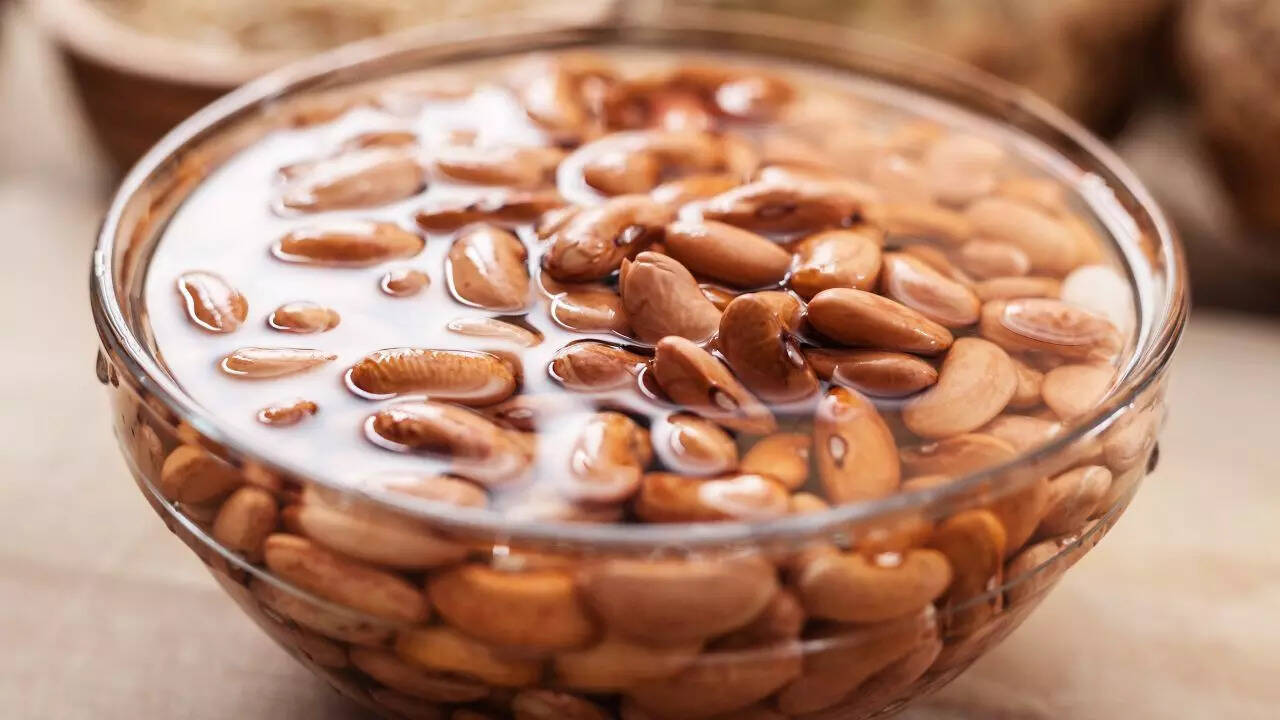 Soaked almonds