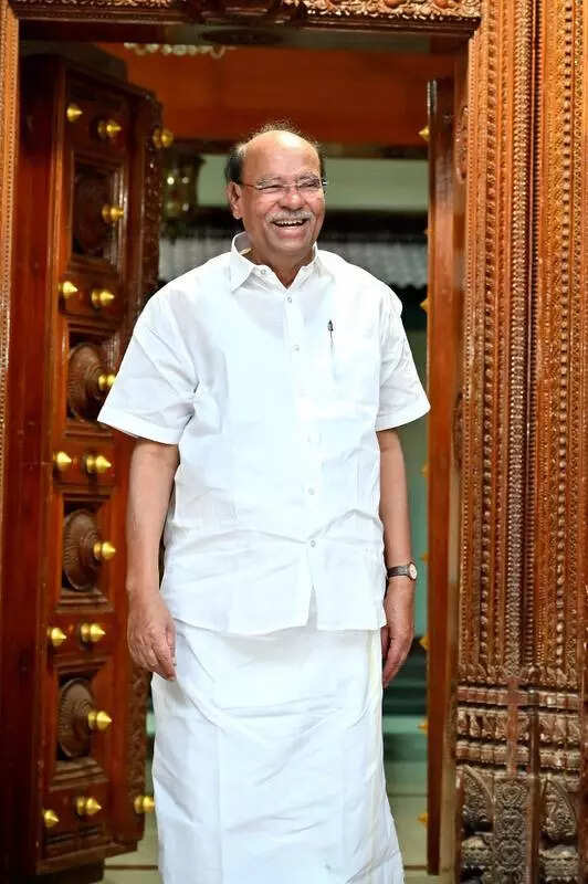 Ramadoss set to become PMK prez at meet on Sunday