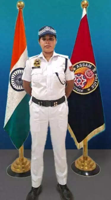 Back in white: City traffic cops shed blue uniform after 8 years