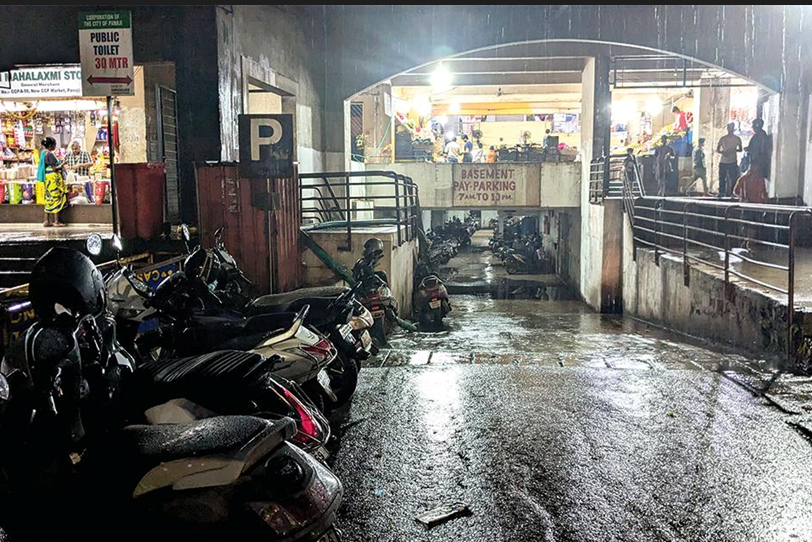 Panaji market complex faces parking and sanitation issues
