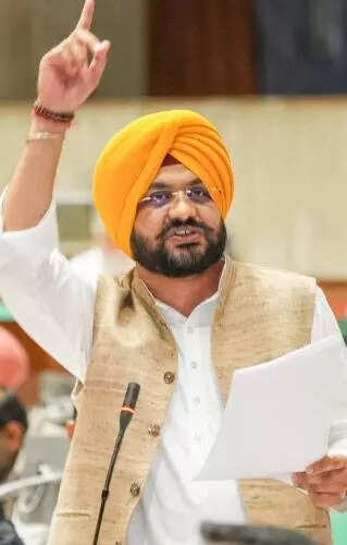 Minister orders action in Rs 25 lakh fraud