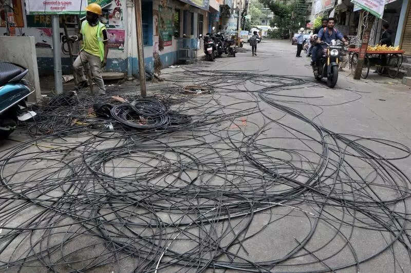 Internet down as discom clears dangling power cables