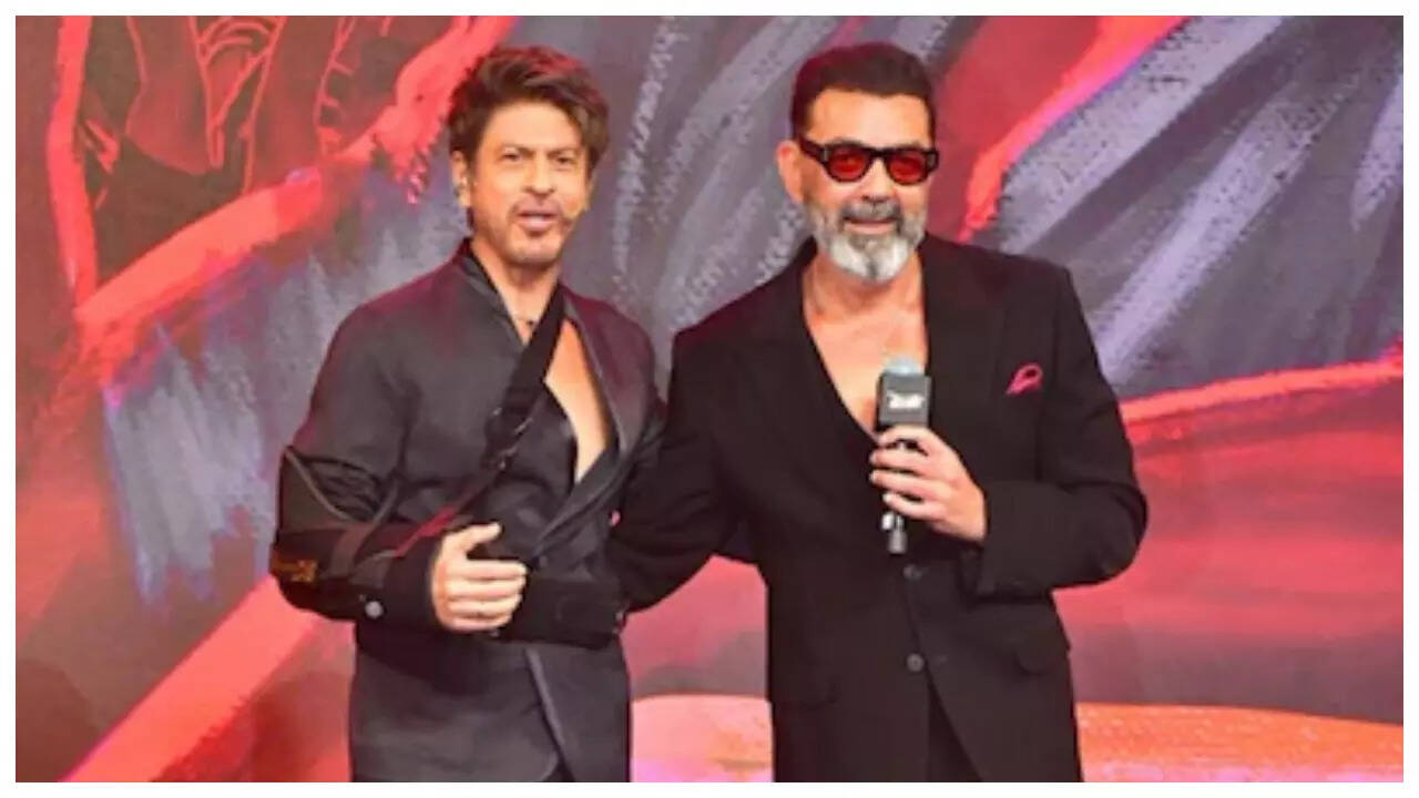SRK recalls Bobby Deol's debut in Barsaat: 'Itna handsome aadmi...'