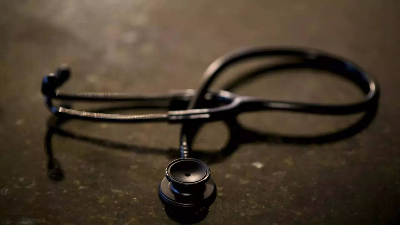 $700,000 from US to India: Indian-origin doctor Krishnaswami Sriram sentenced to 34 months in jail for tax evasion, medical fraud