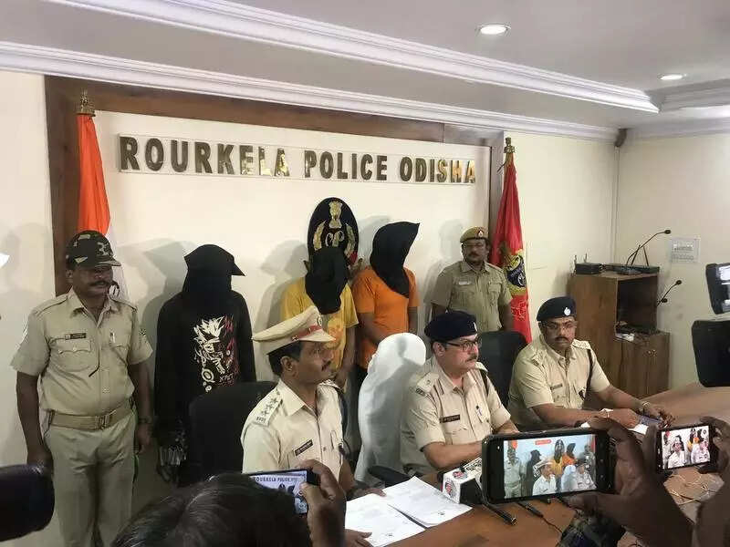 Bike theft racket busted, three held