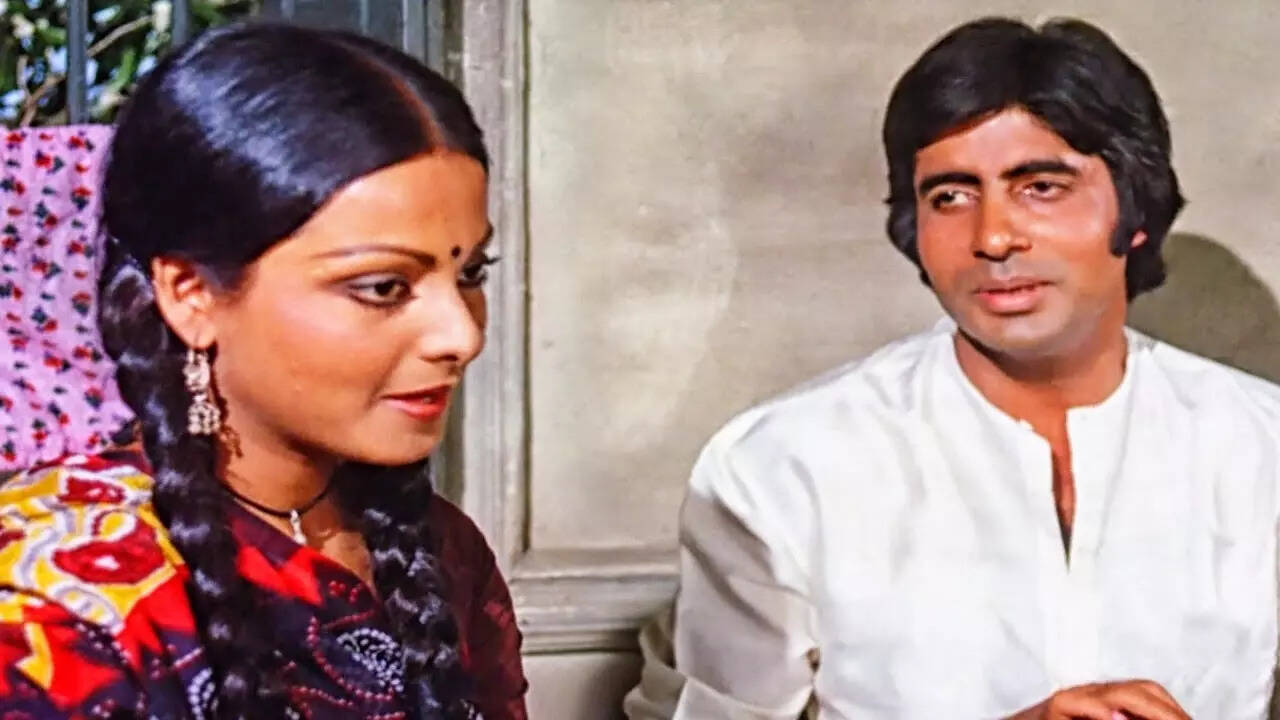 When VVC revealed Bachchan got along Rekha for a screening