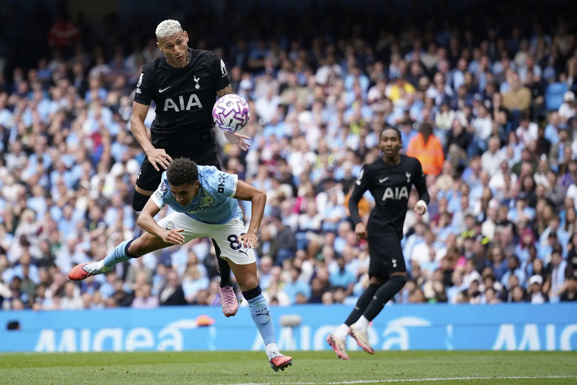 Premier League: Man City punished at home as Totteham continue winning streak