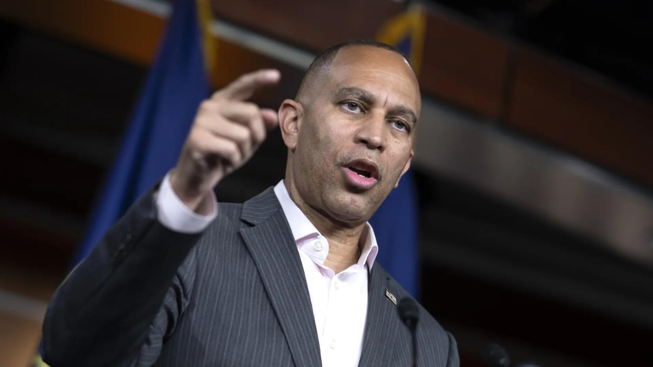 Gerrymandering face-off: Hakeem Jeffries hits back at GOP; says ready for redistricting push in blue states