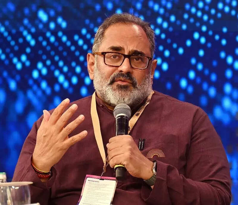 Ayyappa meet: BJP wants Pinarayi Vijayan, MK Stalin to apologise to Hindus first