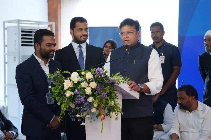 Safeguard Constitution: Sridhar Babu to legal fraternity