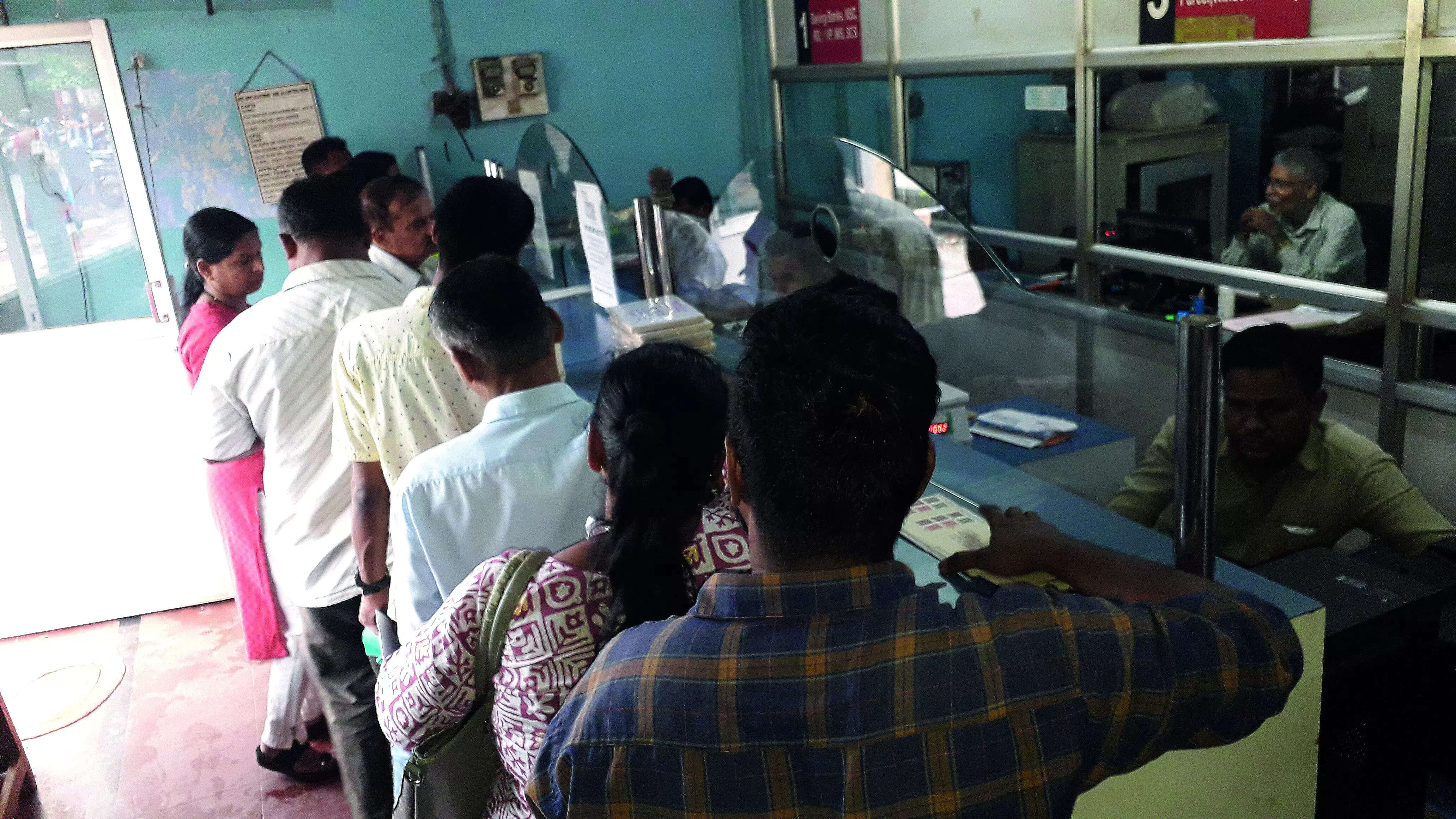 Curchorem post office faces disruptions after software upgrade