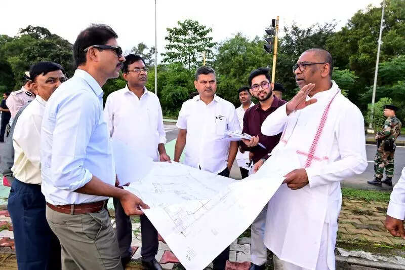 CM calls for revival of stalled convention centre project