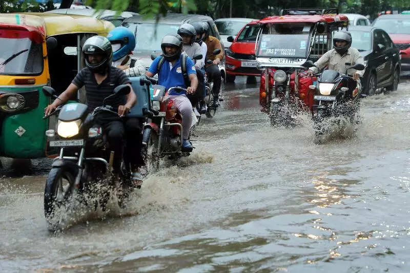 Moderate showers bring relief from humidity, but lead to flooding and snarls in Gurgaon