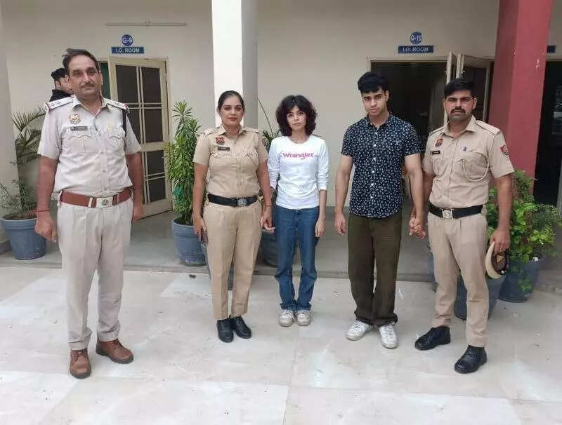 Duo in car told to stop at checkpoint, thrash cop; arrested