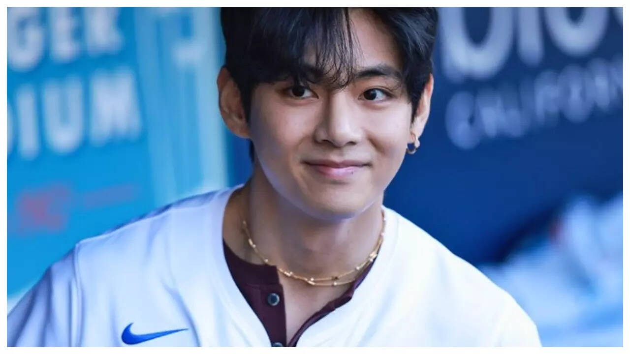 BTS star V throws first pitch at Dodgers game- WATCH