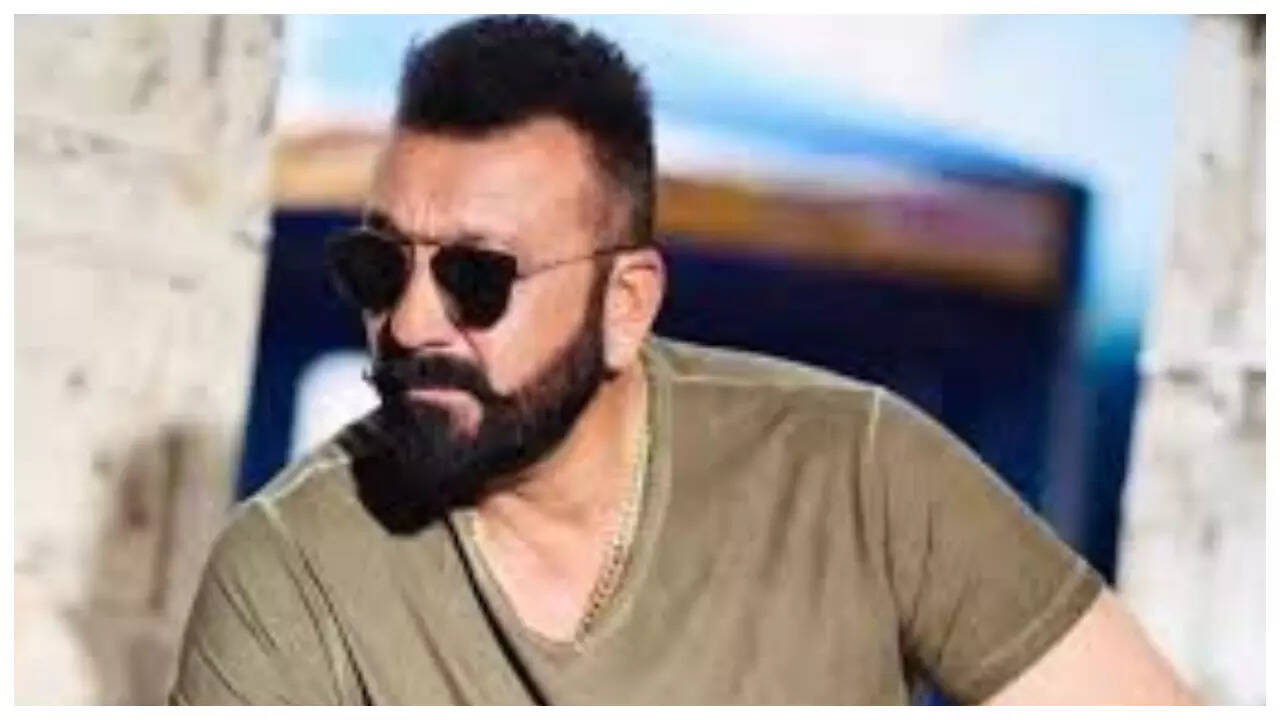 Sanjay Dutt becomes proud owner of a luxury car worth Rs 3.71 cr