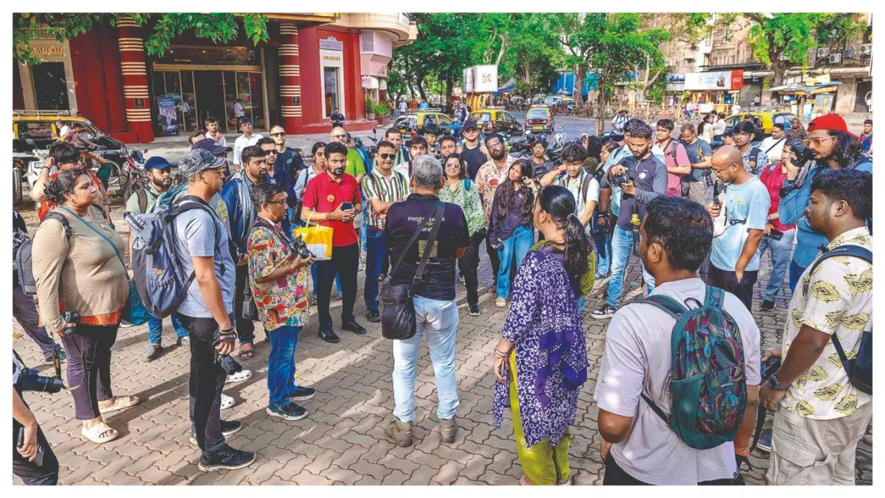 Capturing Mumbai through photowalk