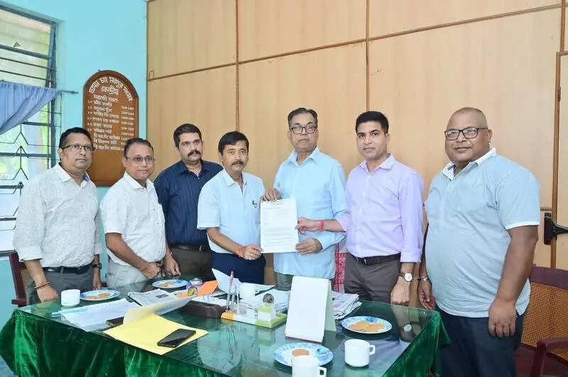 ACIL becomes 1st to declare 20% Durga Puja bonus for tea workers this year