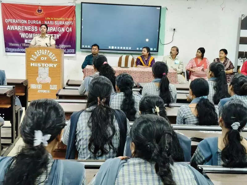 Cops roll out programme for mental health of students