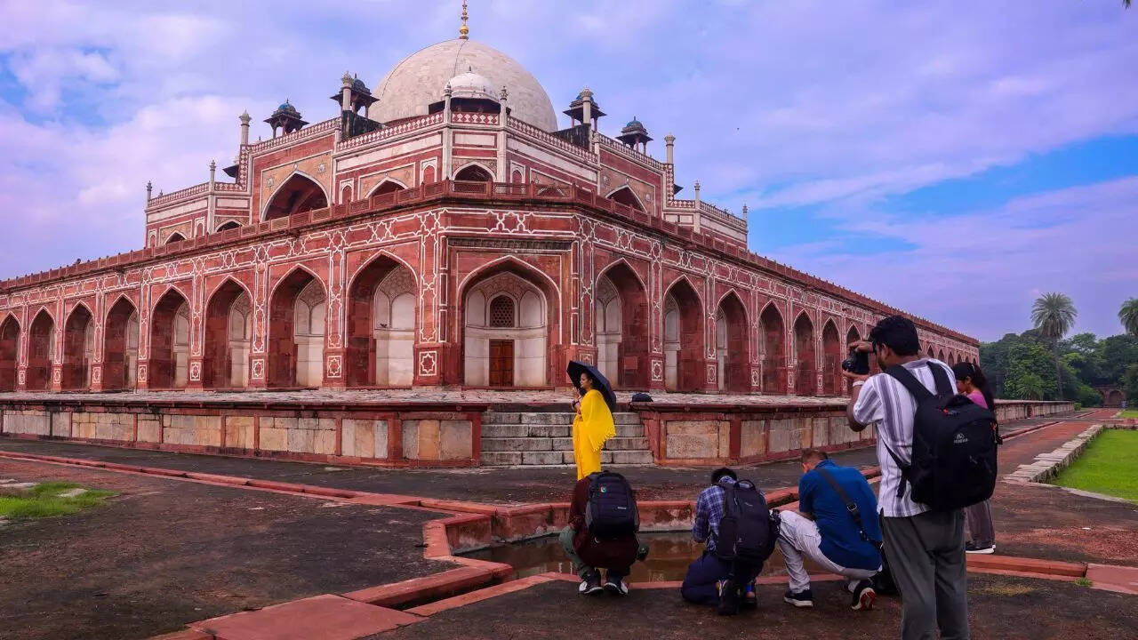'Photo walks keep the spark of photography alive'