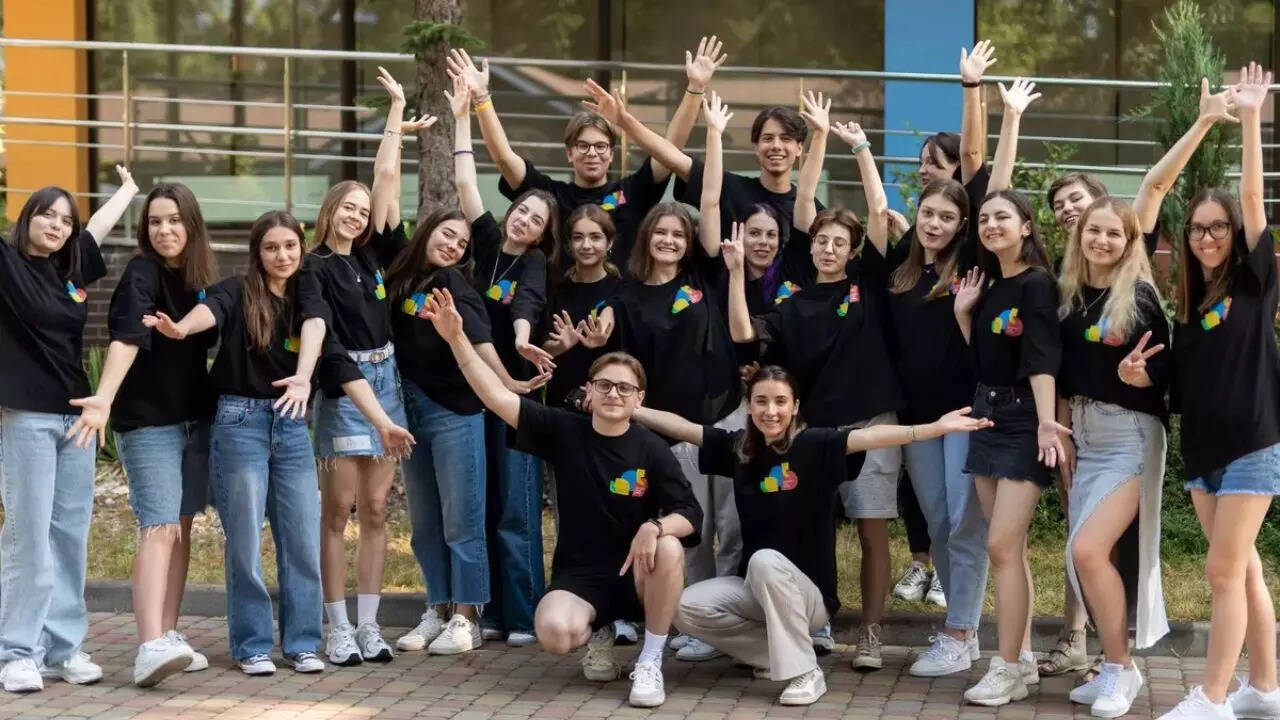 Ukraine allows young men to leave the country: Why Kyiv is suddenly easing its wartime travel ban