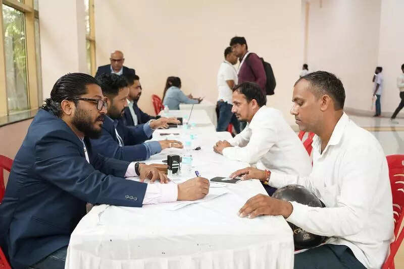 Over 16,000 youths secure jobs in Rozgar Mahakumbh