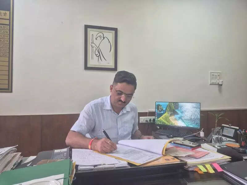 msid 123572256,imgsize 26324 https://jaipur.visitinrajasthan.com/wp-content/uploads/2023/10/cropped-cropped-R-2.png