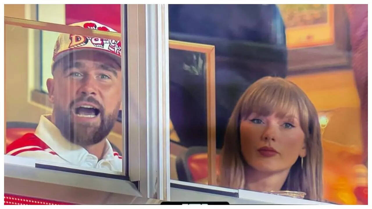 Taylor-Travis make 1st appearance post-engagement- WATCH