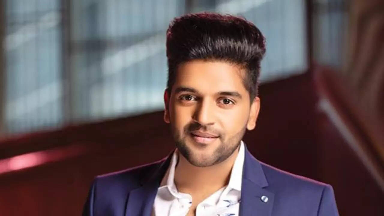 Punjab floods: Guru Randhawa sets relief camp for victims