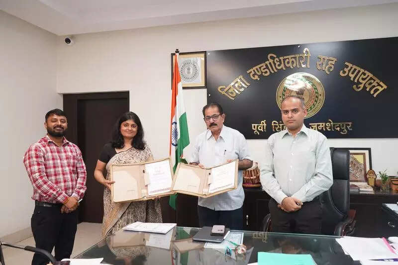 E S’bhum admin ropes in private hospital to improve mother and child care in Musaboni