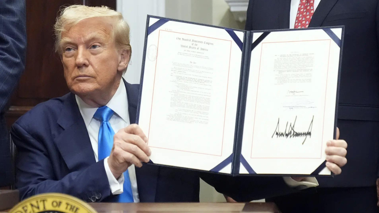 ‘Use paper ballots only’: Donald Trump vows executive order on voter ID