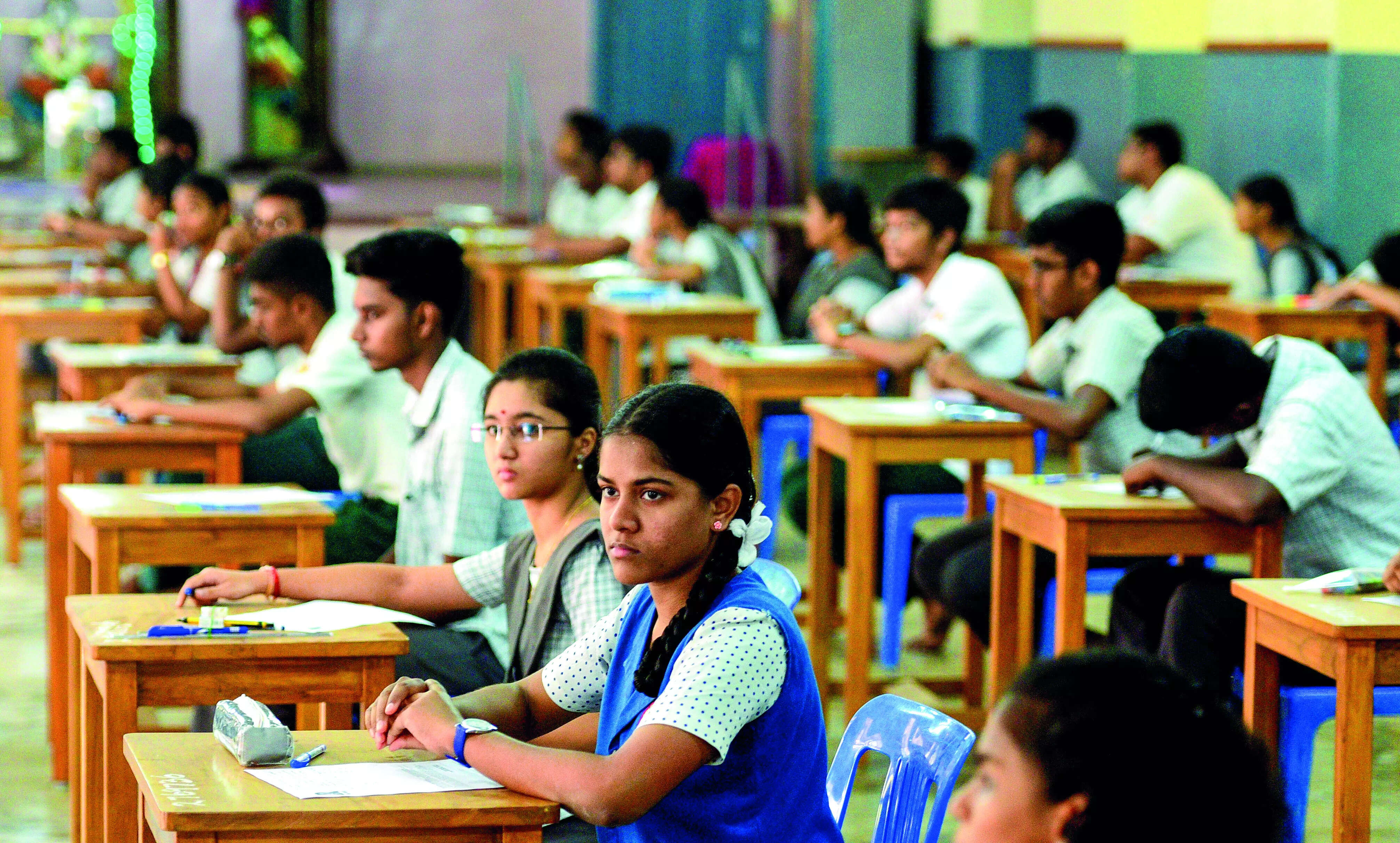 School enrolment in India hits seven-year low: Is falling birth rate to blame?
