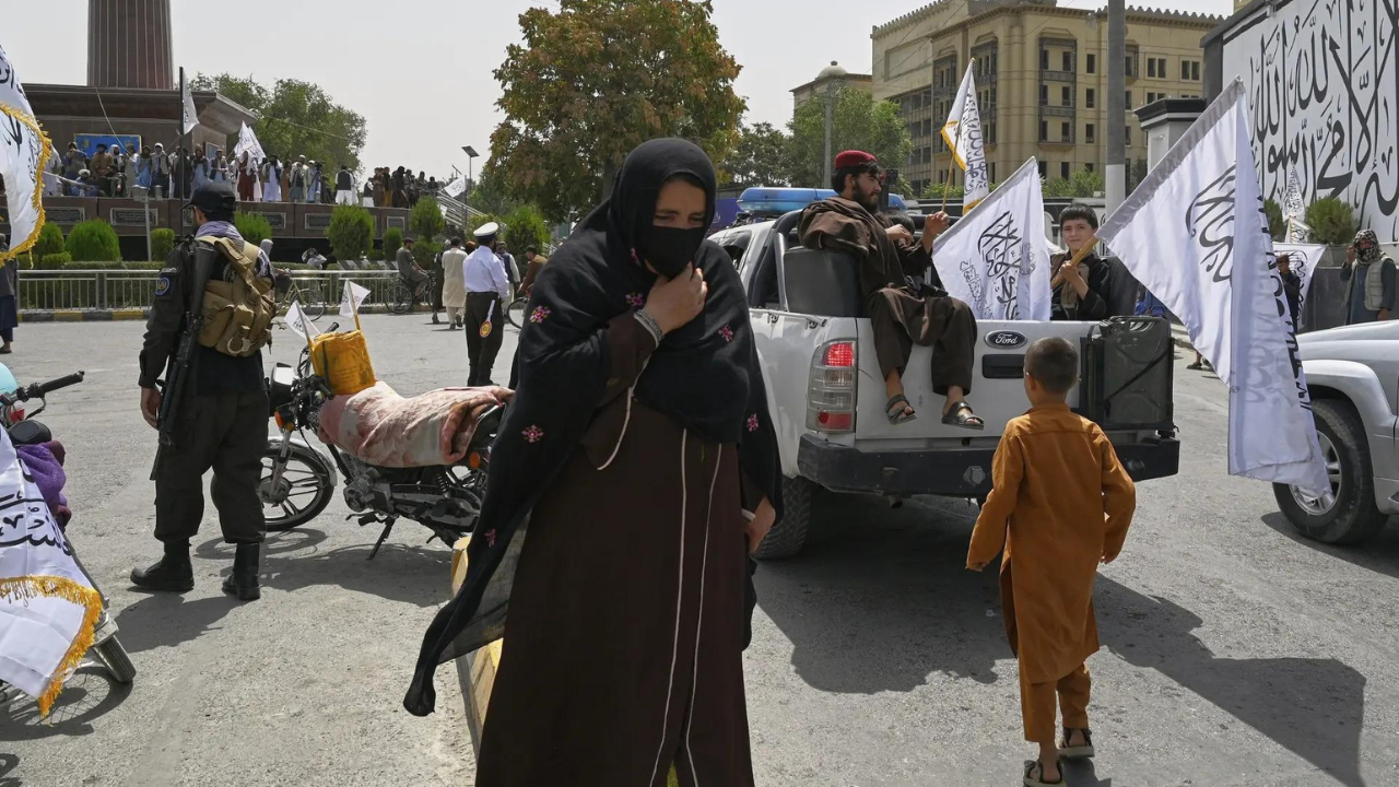 En route to Germany, Afghans face deportation in Pakistan