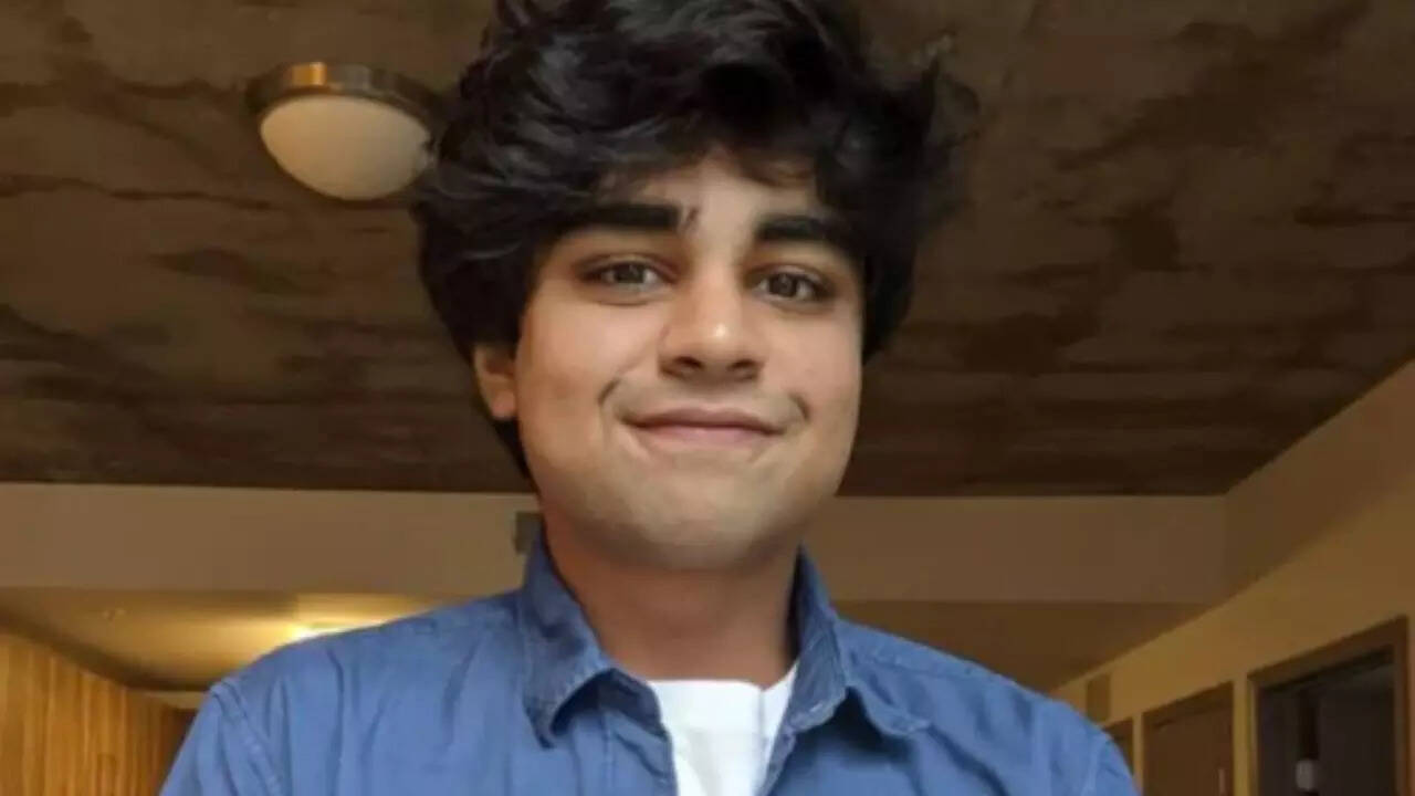 Who is Daksh Gupta, 23-year-old Indian-origin CEO, and why is his 9-9-6 rule going viral?