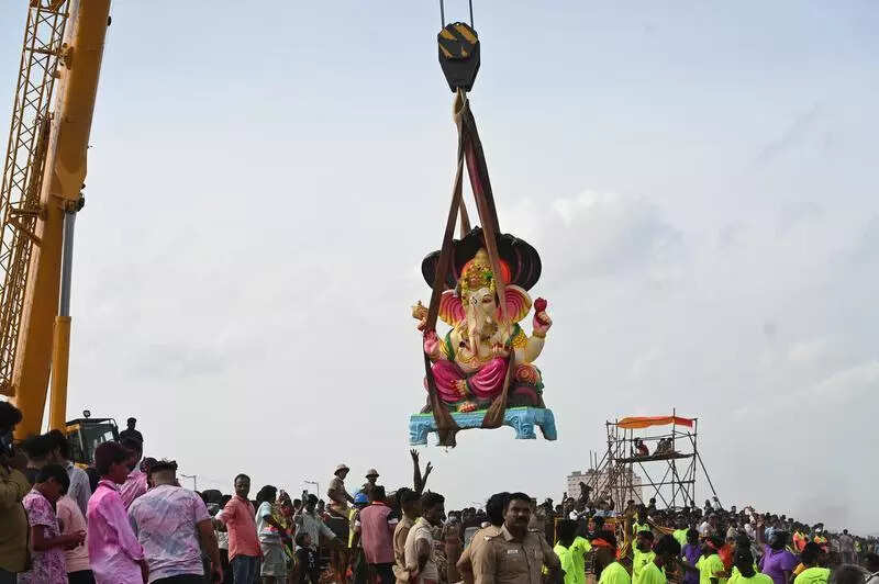 Violations mar idol immersions at sea