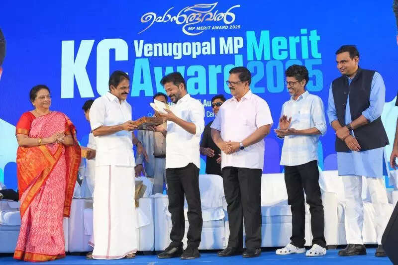 Kerala Assembly polls will decide India’s future, says Revanth