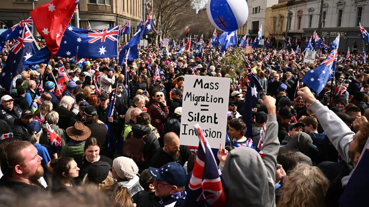 Thousands in Australia rally against immigration, govt condemns march