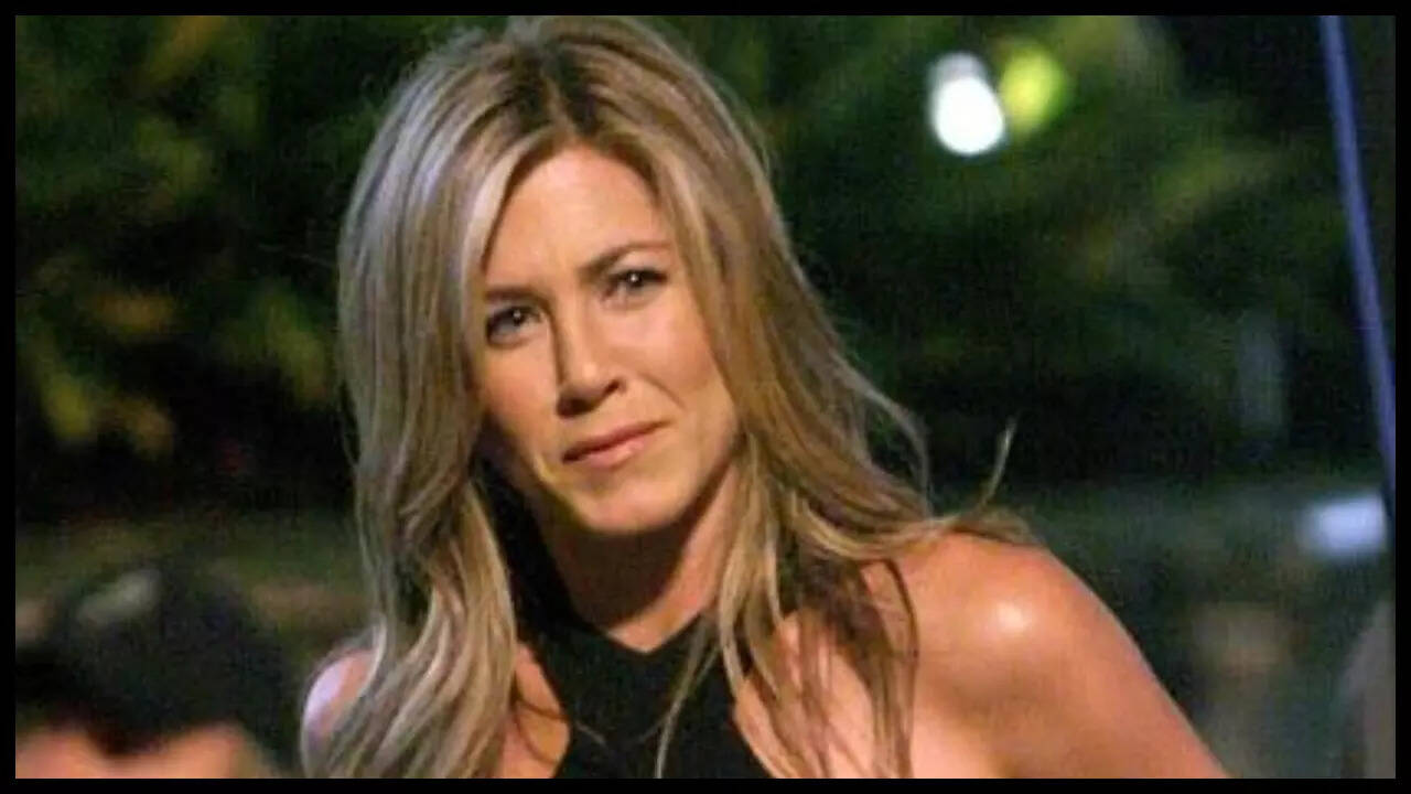 Jennifer Aniston's USD 320 million portfolio