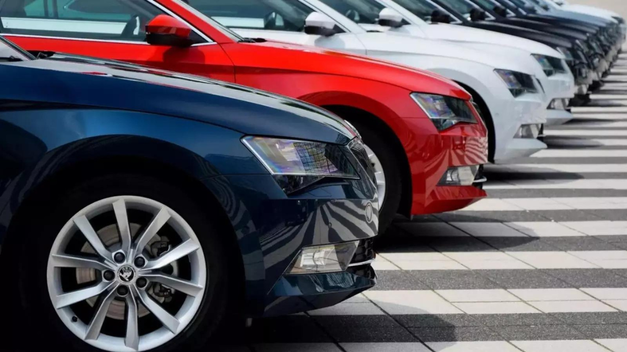 Auto sales dip in August: Buyers delay purchases; GST rejig hopes keep demand in check