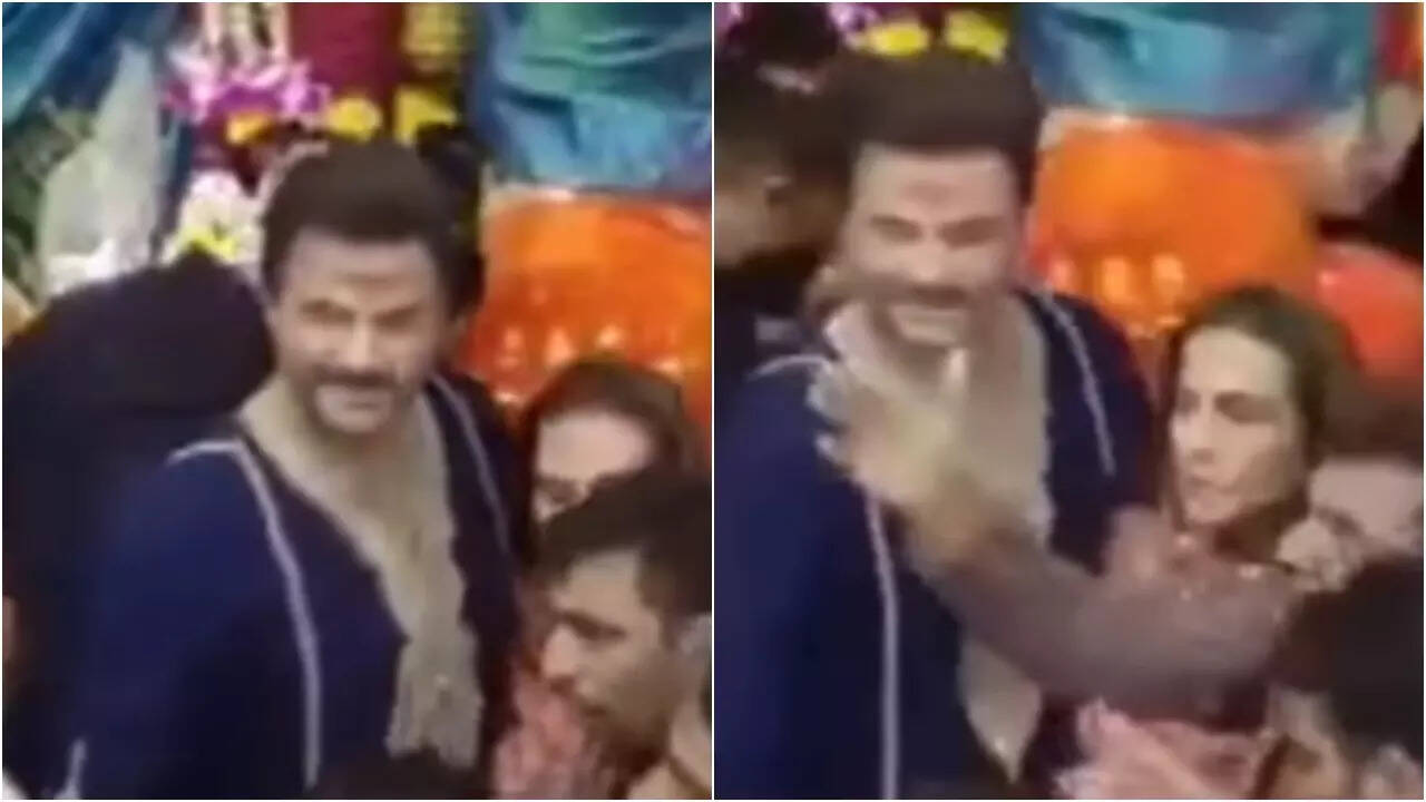 Anil Kapoor seeks blessing at Lalbaugcha Raja