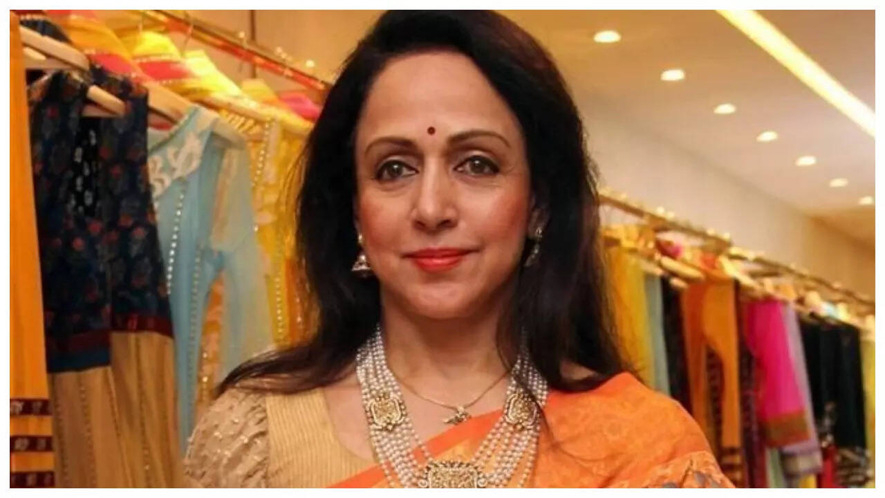 Hema Malini buys luxury car worth Rs 75 lakh, performs puja
