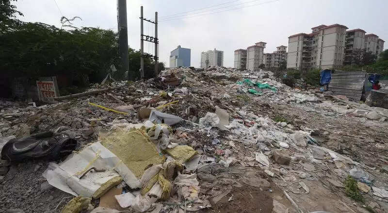 File FIRs against violators, seize waste trucks to tackle illegal dumping, MCG officials told