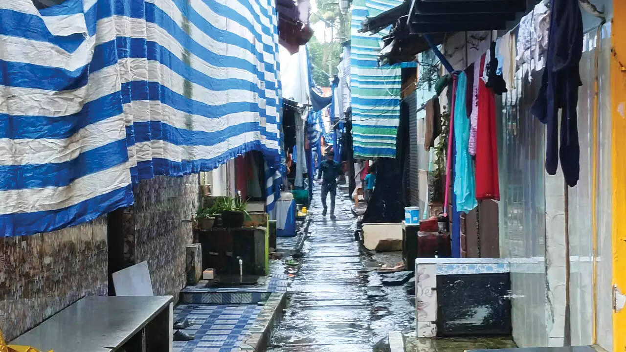 Changing loyalties and names reflect deeper electoral dynamics in Azad Nagar