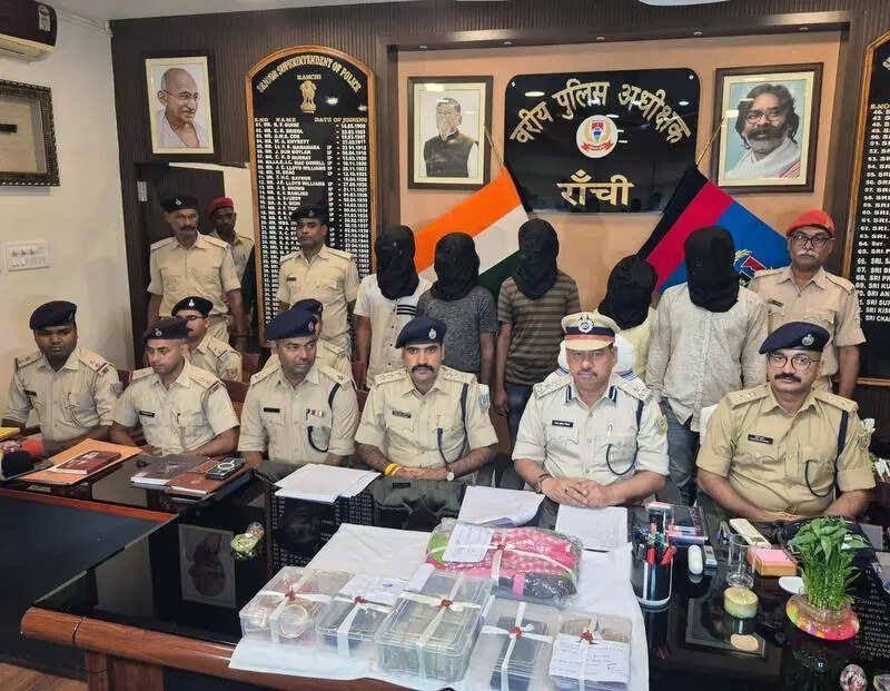5 thieves held with jewellery, cash worth lakhs in Ranchi