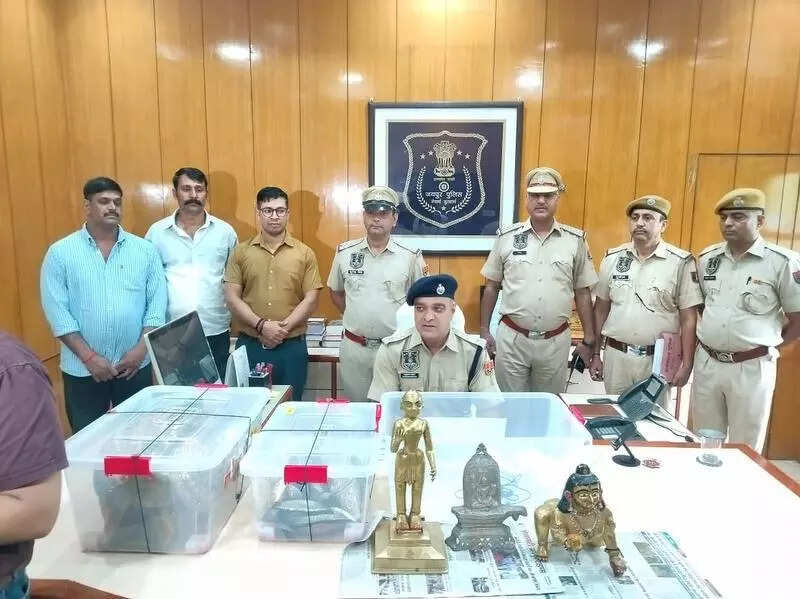 msid 123684783,imgsize 54592 https://jaipur.visitinrajasthan.com/wp-content/uploads/2023/10/cropped-cropped-R-2.png