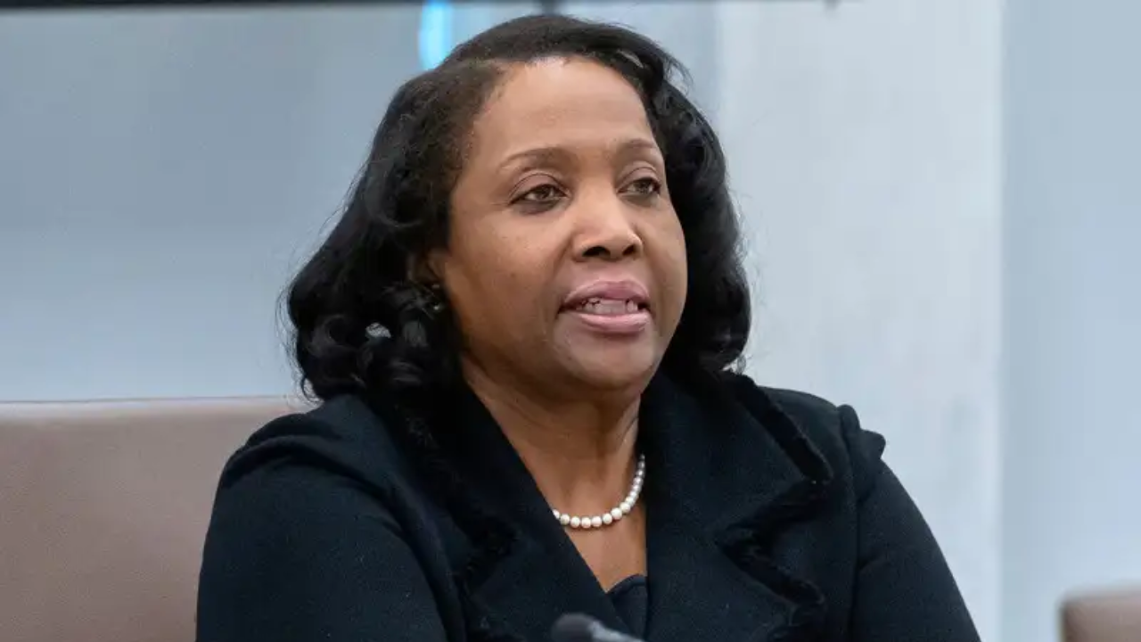 Mortgage fraud case: DOJ launches criminal probe into fed governer Lisa Cook; alleged multiple primary residences