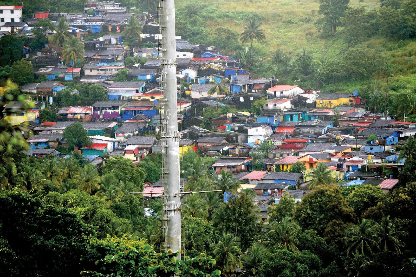 In Khorlim’s slums, luxury goes hand in hand with squalor